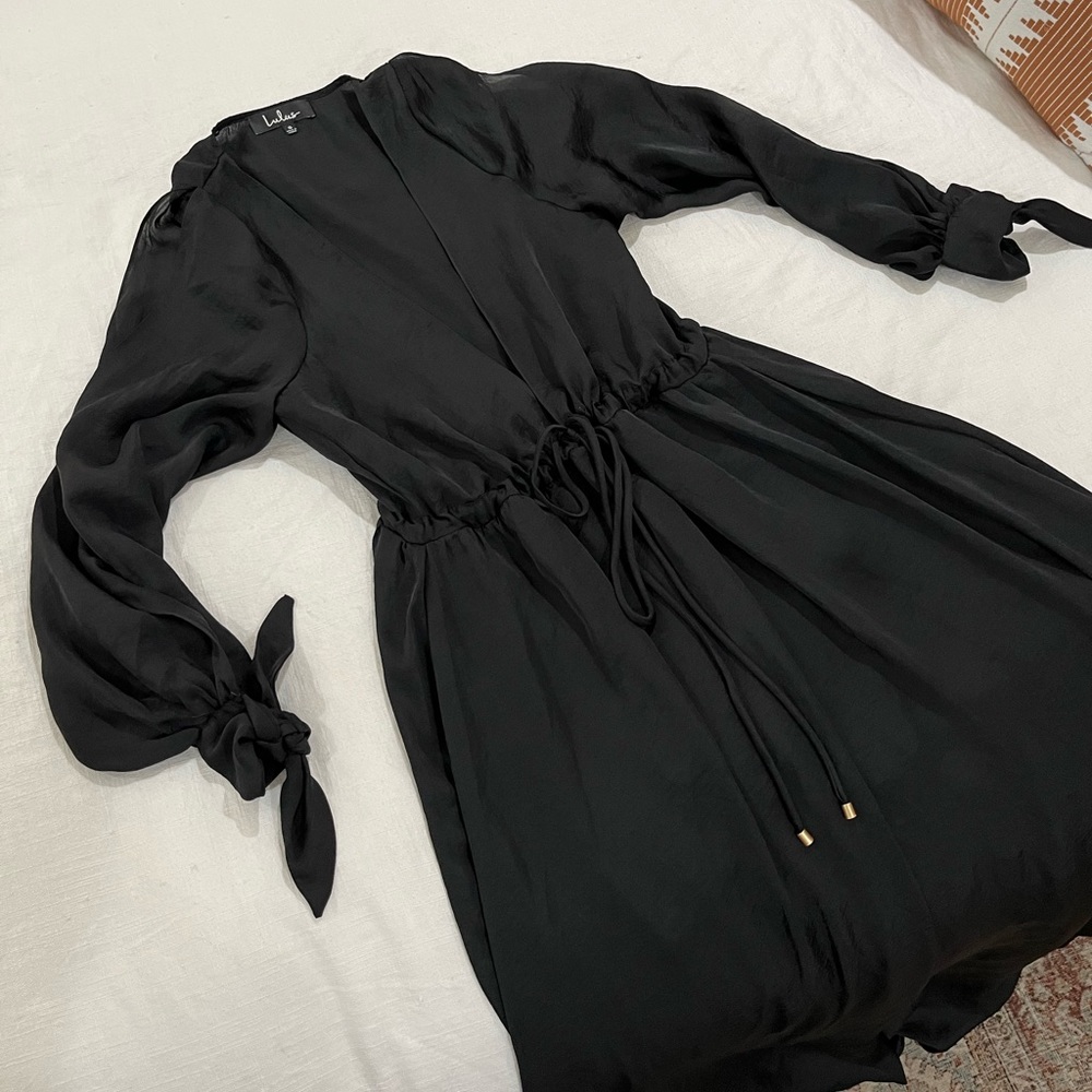 Lulus Black Maxi dress